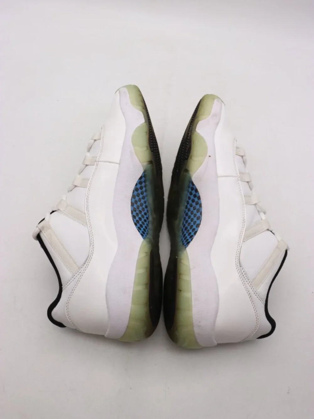 Nike Air Jordan 11 Low White Legend Blue Men's Size 13 Retro Sneakers AV2187-117